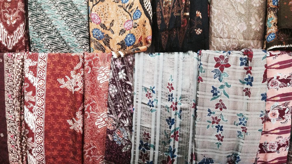 Silk scarfs and sarongs from Bali