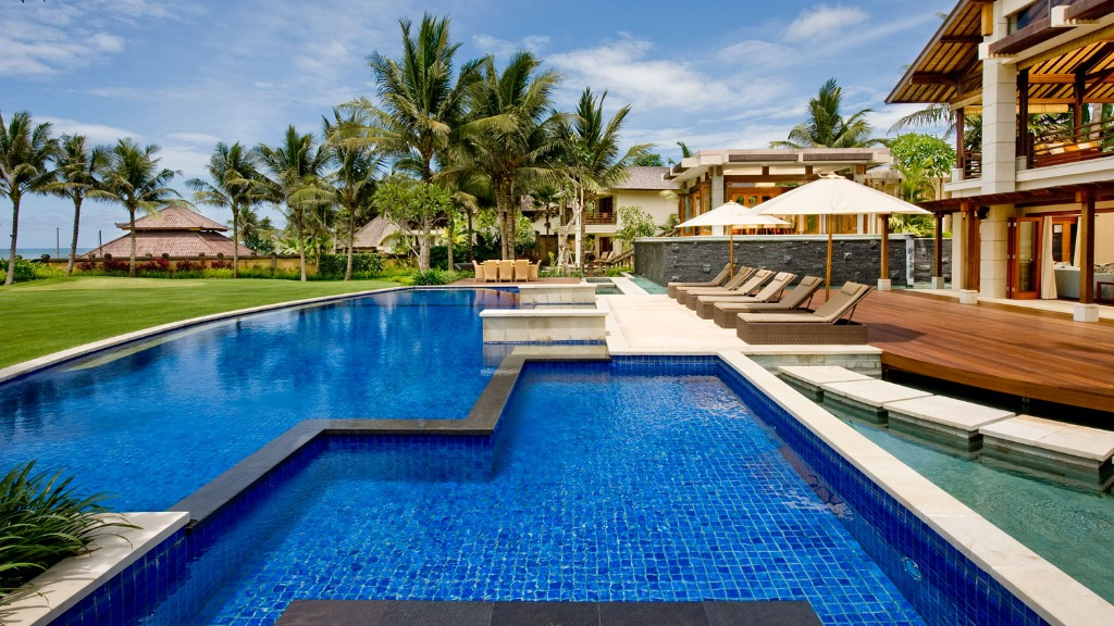 Villa Semarapura - View from poolside bar